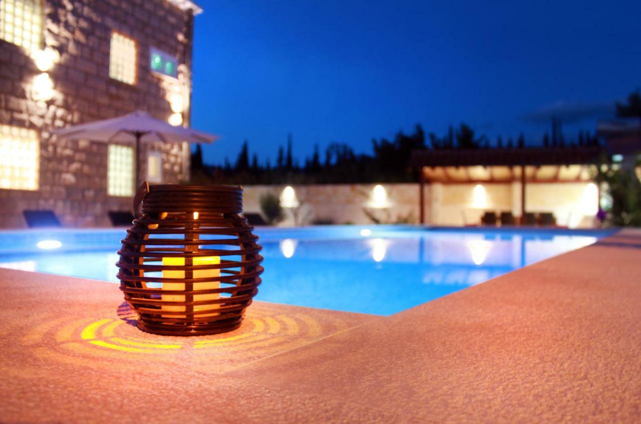 Villa Grand Pinea Чилипи Экстерьер фото